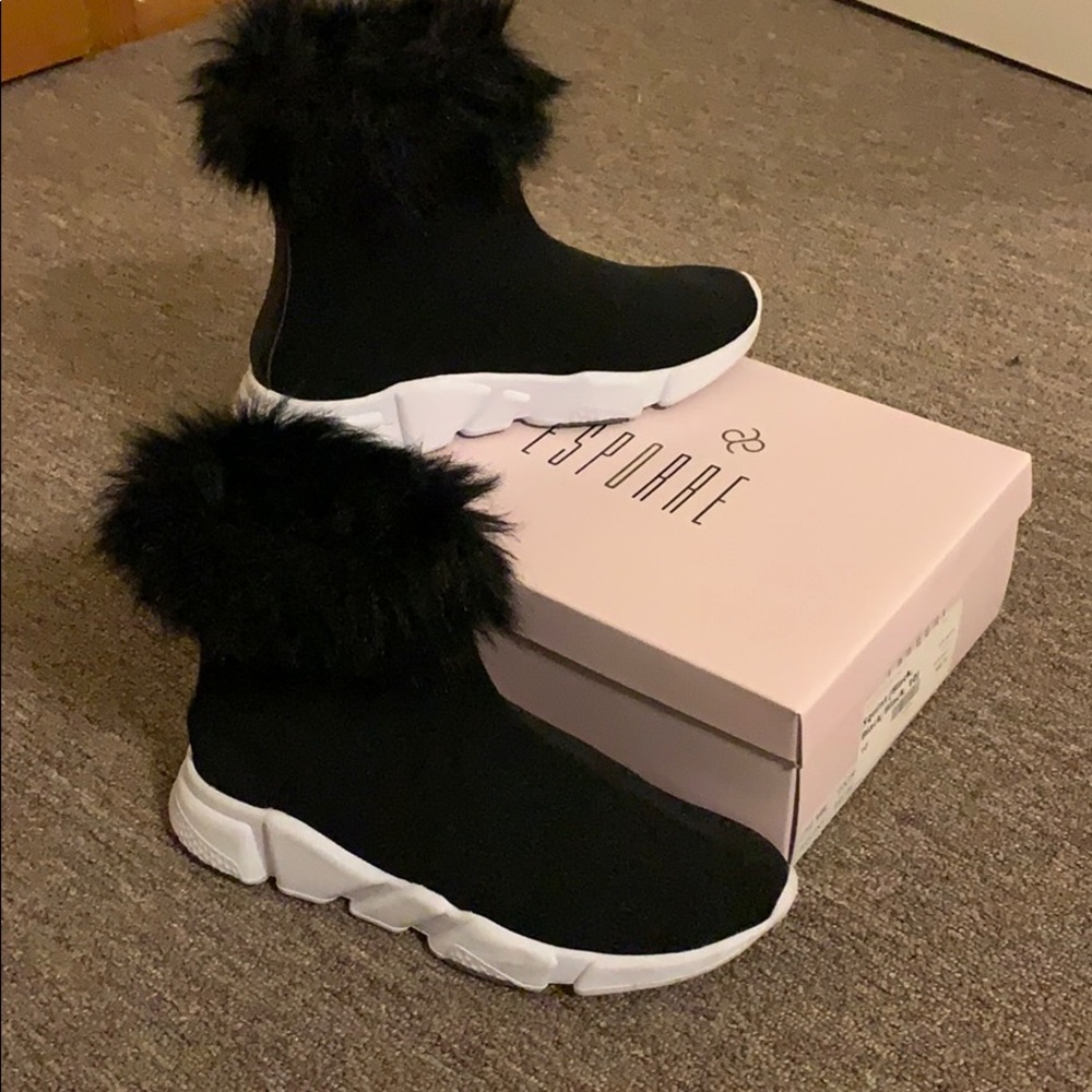 Esporre fur sock sneaker booties